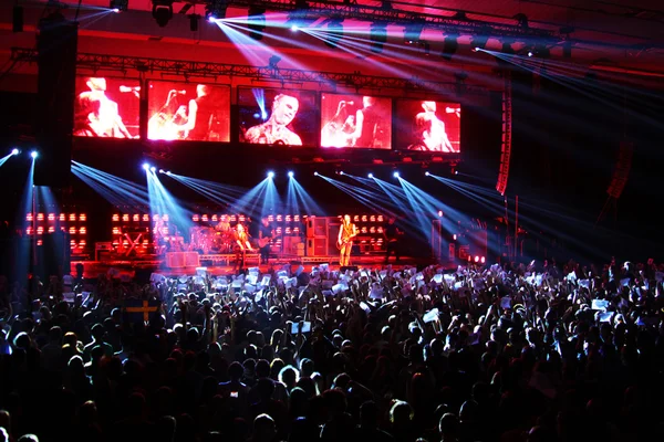 Banda de rock Placebo em concerto no Sport Palace no sábado, 22 de setembro de 2012 em Minsk, Bielorrússia — Fotografia de Stock