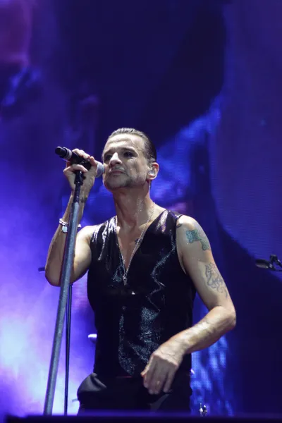 Depeche mode i konsert på minsk arena på fredag, februari 28, 2014 i minsk, Vitryssland — Stockfoto