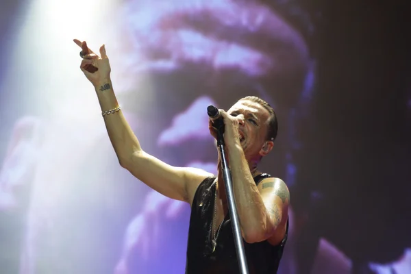 Depeche Mode en concierto en el Minsk Arena el viernes 28 de febrero de 2014 en Minsk, Bielorrusia — Foto de Stock