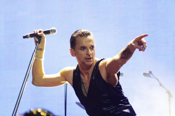 Depeche Mode на концерте в "Минск-Арене" 28 февраля 2014 года в Минске, Беларусь — стоковое фото