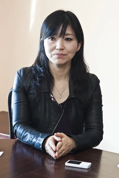 Keiko matsui geeft interview voor haar prestaties in minsk op 27 maart 2013 — Stockfoto