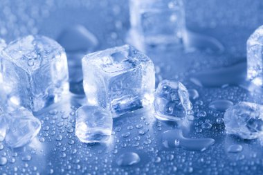 Buz küpleri, alkol içki