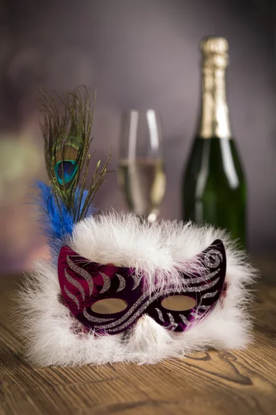 Fancy dress ball, Carnival mask, glass of champagne, celebrate New Year's Eve — Stock Photo, Image