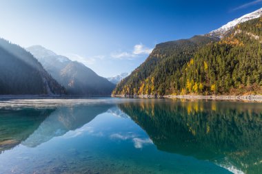 Jiuzhaigou Vadisi doğal ve tarihi ilgi alanı