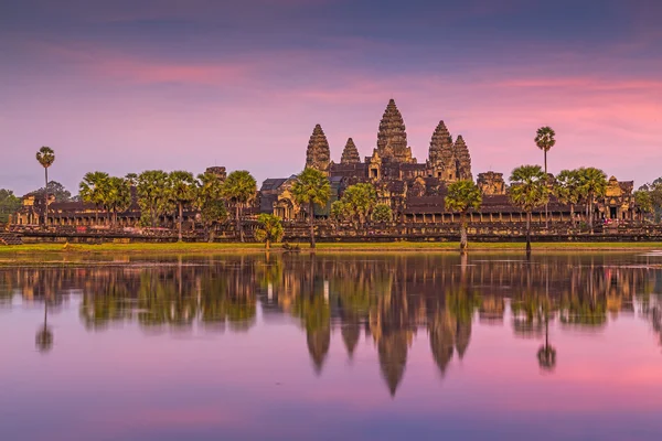 Angkor wat západu slunce v siem reap. — Stock fotografie