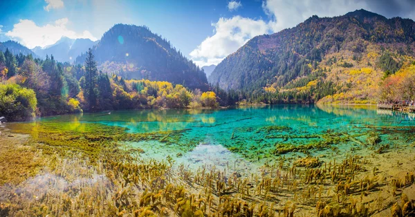 Jiuzhaigou zainteresowania zabytkowej i malowniczej doliny — Zdjęcie stockowe