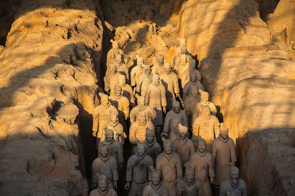 Terakotowa Armia lub "terra cotta warriors i konie" — Zdjęcie stockowe