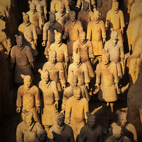 Terakotová armáda nebo "terra cotta warriors a koně" — Stock fotografie