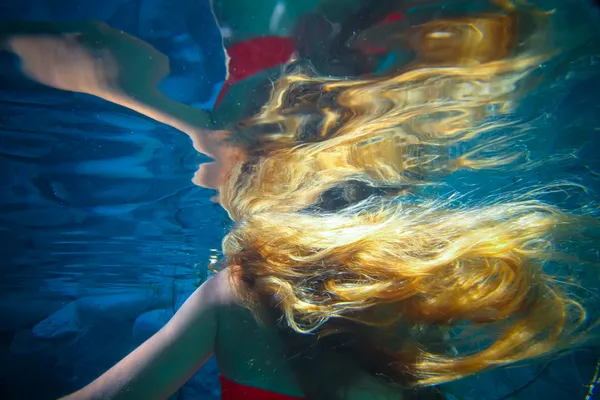 Nymphe Des Eaux Images Libres De Droit Photos De Nymphe Des Eaux Depositphotos