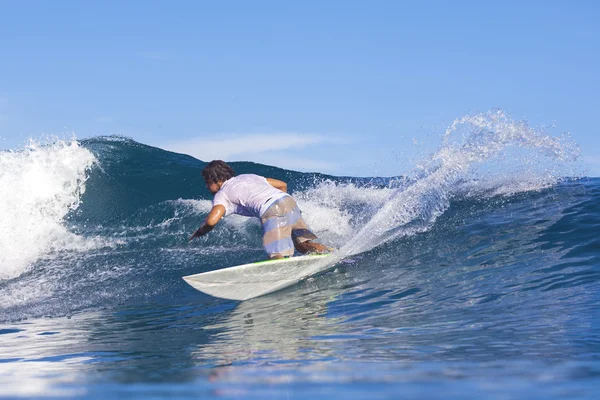 Surfista na onda — Fotografia de Stock