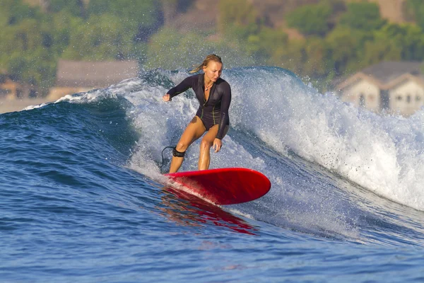 Surfer girl — Stock Photo, Image