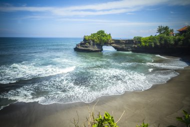 Tanah Lot Temple on Sea clipart