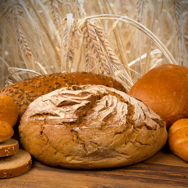 Bread and buns — Stock Photo, Image