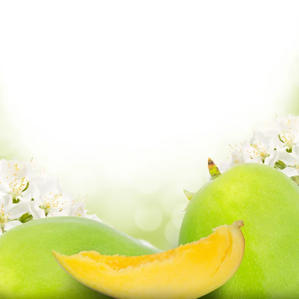 Frutas e flores — Fotografia de Stock