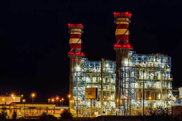 arrubal, İspanya - 21 Haziran 2014: gece contourglobal'ın enerji santrali
