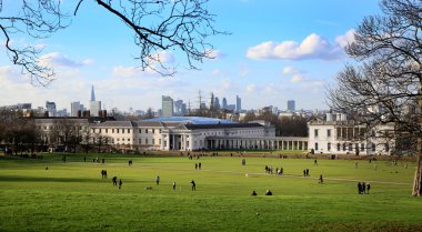 Greenwich Parkı, Kraliyet Donanması okul, Kraliçe s palace