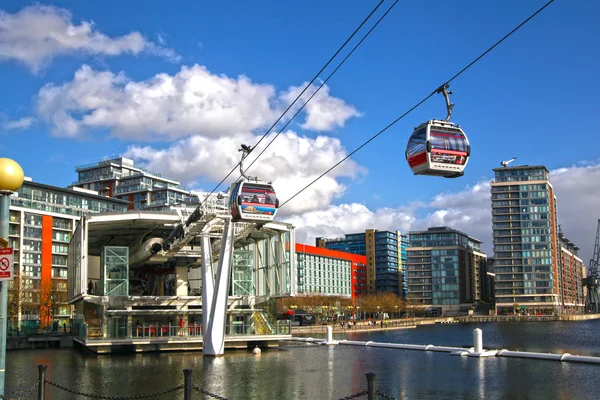 LONDON, UK - MARCH 06, 2014: London's Cable car connecting Excel exhibition centre and O2 arena, two main arenas for show and big performances — Stock Photo, Image