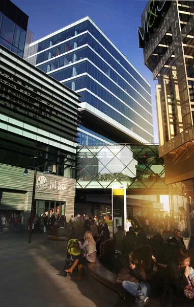 LONDON, UK-MARCH  09, 2014: View of Westfield Stratford City, Shopping Centre in evening light — Stock Photo, Image