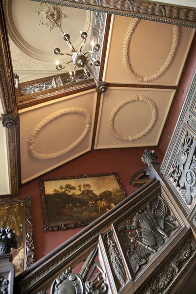 LONDON, RICHMOND UK - APRIL 05, 2014  Richmond duke house interior, 17th century mansion with park, one of Europe s greatest houses still in existence today   House was built in 1610 — Stock Photo, Image