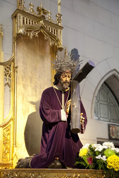 MADRID, SPAIN - MAY 28, 2014: Golden altar in Santa Maria la Real de La Almudena cathedral, Madrid, Spain. — Stock Photo, Image