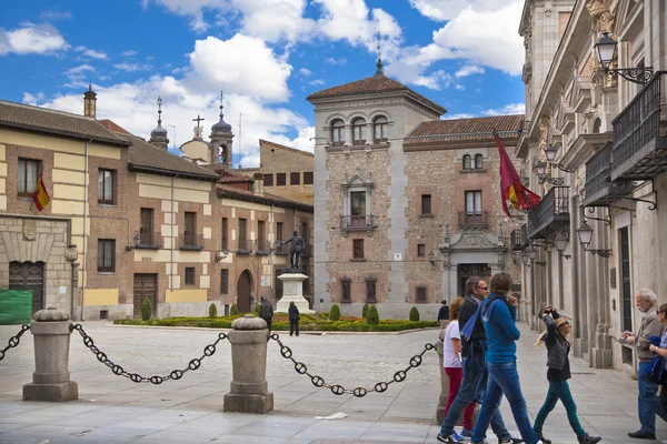 Madrid, Spanje - 28 mei 2014: madrid stad centrum regering gebouw — Stockfoto