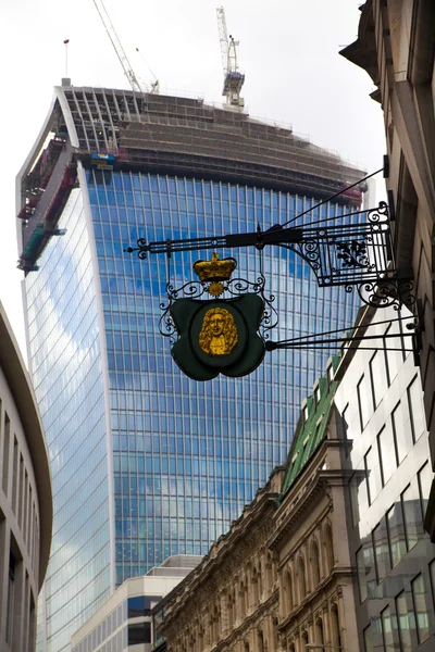 London, İngiltere - 24 Nisan 2014: modern ofis binaları şehir Londra — Stok fotoğraf