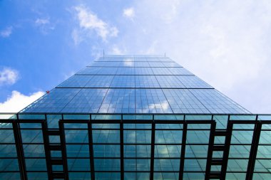 London, İngiltere - 24 Nisan 2014: modern ofis binaları şehir Londra