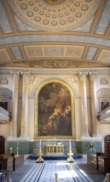 LONDRES, Reino Unido - 15 de mayo de 2014: Órgano en la Capilla Real de Greenwich, Londres —  Fotos de Stock