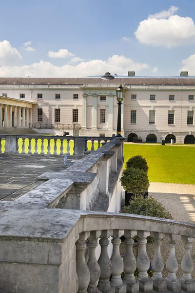 LONDON, UK - MAY 15, 2014: Greenwich park, painted hall and Queen's palace. Classic Architecture of British empire period — Stock Photo, Image