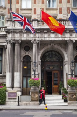 London, İngiltere - ö. 3 Temmuz 2014: mandarin oriental otel harrods, knightsbridge yakınındaki