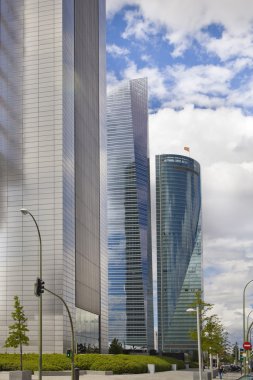 Madrid, İspanya - 22 Temmuz 2014: madrid şehir, İş Merkezi, modern gökdelenler