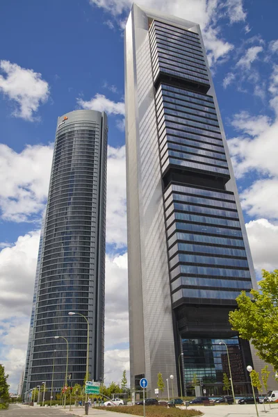 MADRID, SPAIN - July 22, 2014: Madrid city, business center, modern skyscrapers — Stock Photo, Image