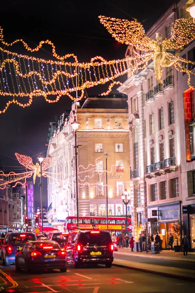 Londra Noiembrie 2021 Decorațiuni Festive Lumini Crăciun Strada Piccadilly Mulțime — Fotografie, imagine de stoc