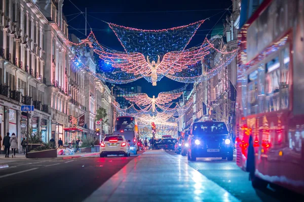 London Storbritannien November 2021 Julpynt Och Julbelysning Regent Street Bilar — Stockfoto