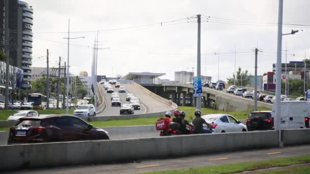 Salvador Bahia Brasil Mayo 2021 Congestión Tráfico Una Calle Durante — Vídeo de stock