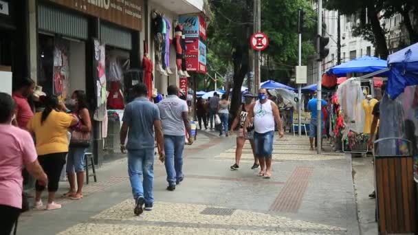 Salvador Bahia Brazil November 2021 Människor Ses Passera Gatan Centrum — Stockvideo