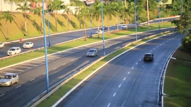Salvador Bahia Braziliaans Juli 2021 Voertuigverkeer Straat Salvador Stad — Stockvideo