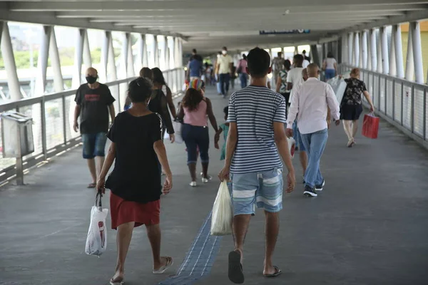 Salvador Bahia Brazil November 2021 People Seen Walking Pedestrian Walkway — Stock Photo, Image