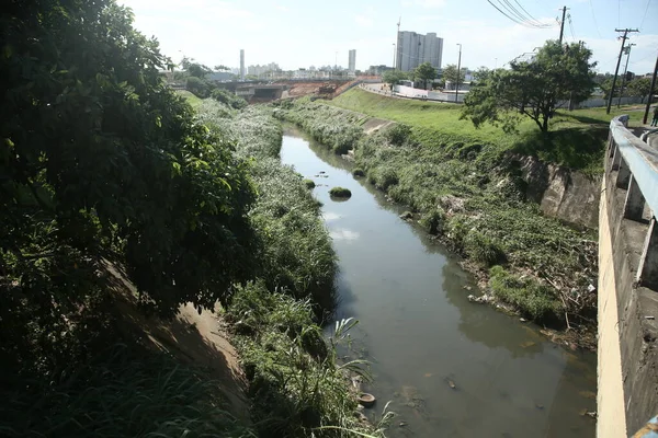Salvador Bahia Brasil Novembro 2021 Vista Canal Esgoto Rio Camurugipe — Fotografia de Stock