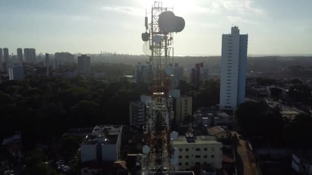 Salvador Bahia Brazil November 2021 Mobiltelefon Och Telekommunikationstorn Cabula Området — Stockvideo