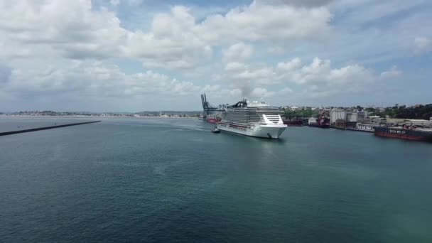 Salvador Bahia Brasil Dezembro 2021 Msc Navio Cruzeiro Beira Mar — Vídeo de Stock