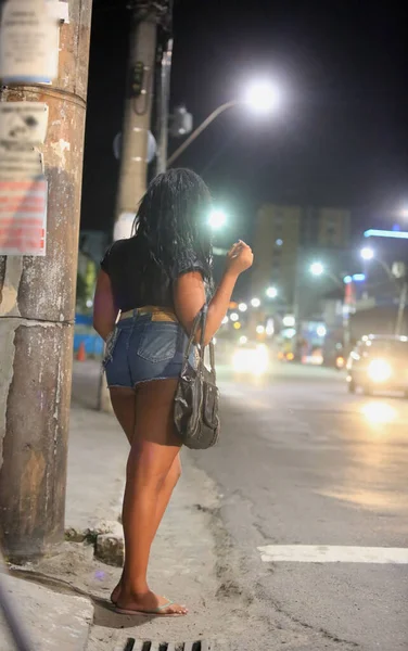 Salvador Bahia Brasil Outubro 2015 Travesti Vista Trabalhando Como Prostituta — Fotografia de Stock