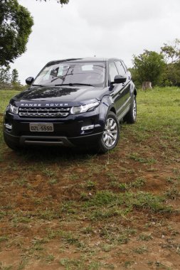 Salvador, Bahia, Brezilya - 7 Temmuz 2014: Range Rover Evoque 2014 aracı Salvador 'da görüldü.