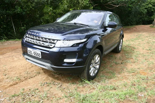 Salvador, Bahia, Brezilya - 7 Temmuz 2014: Range Rover Evoque 2014 aracı Salvador 'da görüldü.