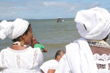Santo Amaro, Bahia, Brezilya - 13 Mayıs 2007: Santo Amaro şehrindeki Bembe do Marecado dini etkinliğine katılan Candomble dini üyesi.
