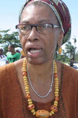 Santo Amaro, Bahia, Brezilya - 13 Mayıs 2007: Santo Amaro şehrindeki Bembe do Marecado dini etkinliğine katılan Candomble dini üyesi.