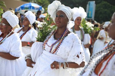 Salvador, Bahia, Brezilya - 24 Ocak 2016: Baiana kültür grubu üyeleri Salvador kentinde düzenlenen bir kültür etkinliği sırasında görüldü.