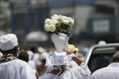 Salvador, Bahia, Brezilya - 15 Ocak 2015: Sinyor do Bonfim 'in müritleri Salvador şehrindeki kiliseye geçit töreni sırasında