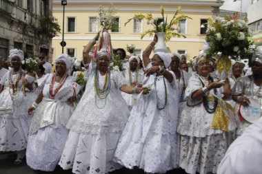 Salvador, Bahia, Brezilya - 15 Ocak 2015: Sinyor do Bonfim 'in müritleri Salvador şehrindeki kiliseye geçit töreni sırasında