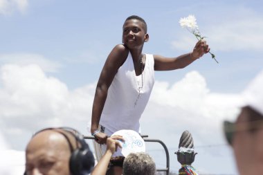 Salvador, Bahia, Brezilya - 15 Ocak 2015: Salvador 'da Bonfim yıkama partisi sırasında dindar.